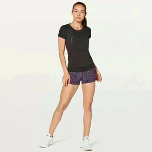 Lululemon Speed Up Short 2.5"
Crystalline Multi/Black size 4 excellent condition
